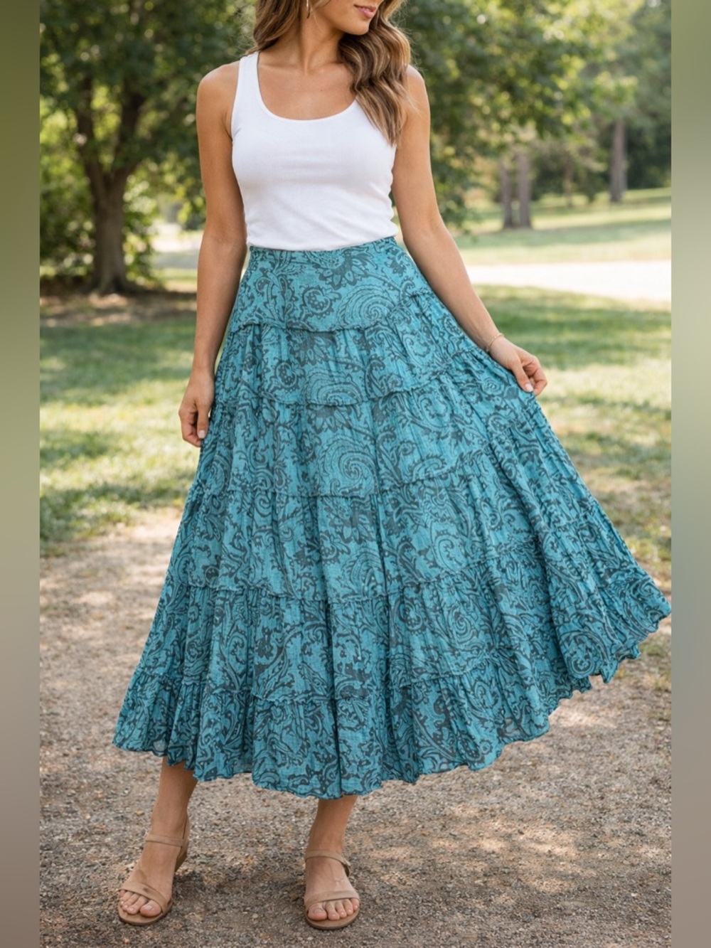 (K2) INC International Sequined Silk Skirt in Pleats, Size 8